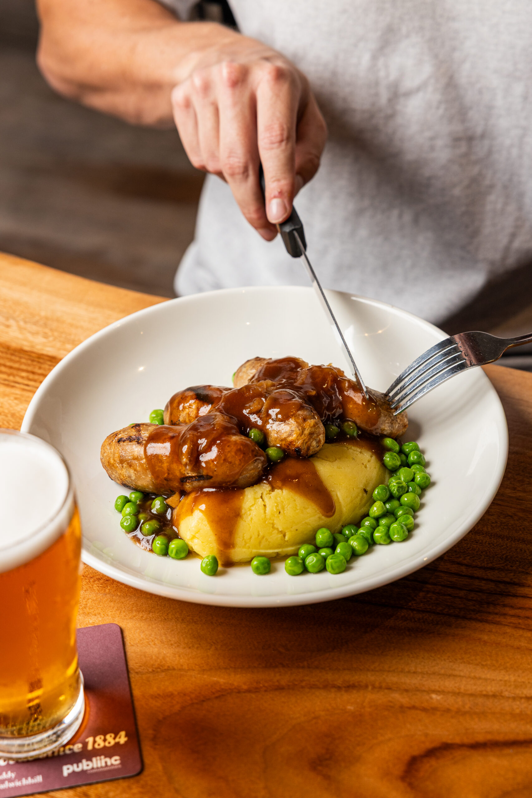 SAUSAGE & MASH